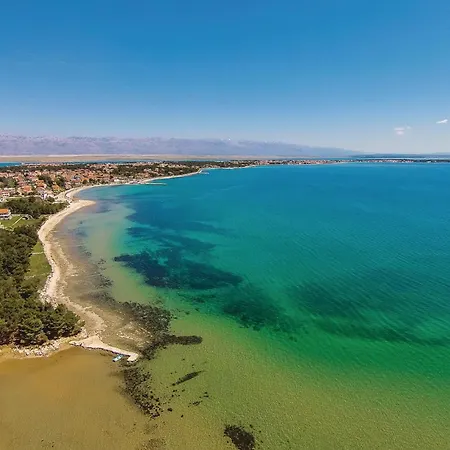 Beautiful In With Wifi דירה