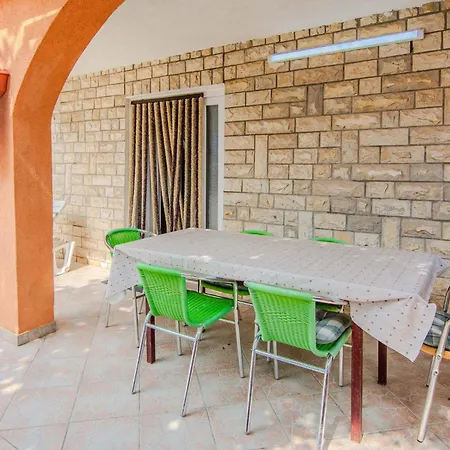 דירה Beautiful In With Wifi ויר